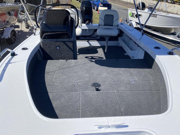 2025 QUINTREX 430 Top Ender