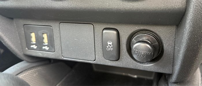 2024 Mitsubishi ASX ES