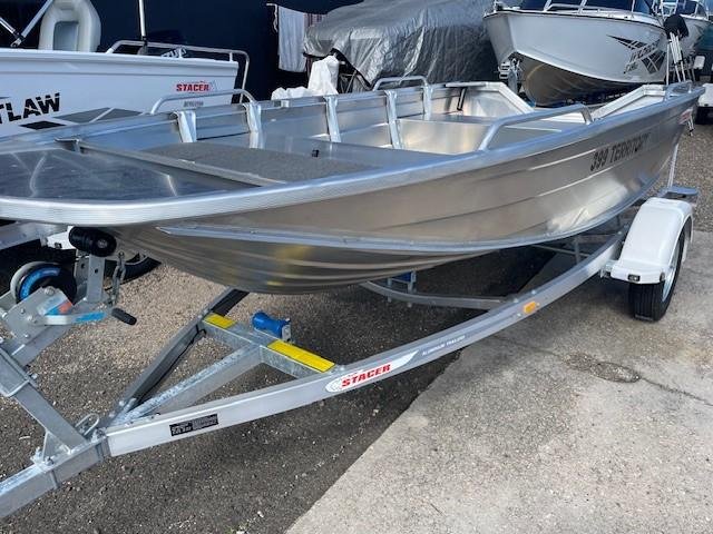 2024 Stacer 379 Territory Striker