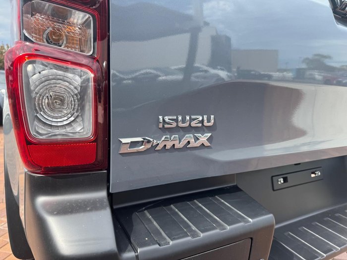 2026 Isuzu D-MAX X-RIDER