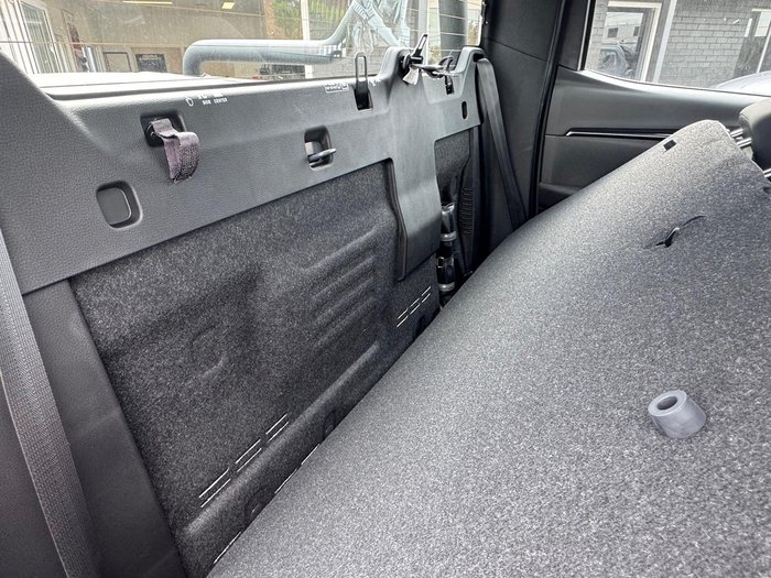 2026 Isuzu D-MAX X-RIDER