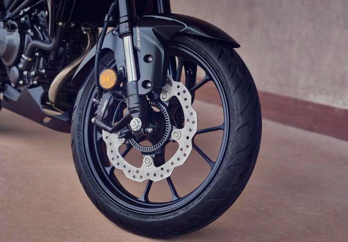 2023 Honda CB300R (CB300RA) CB300 Blue