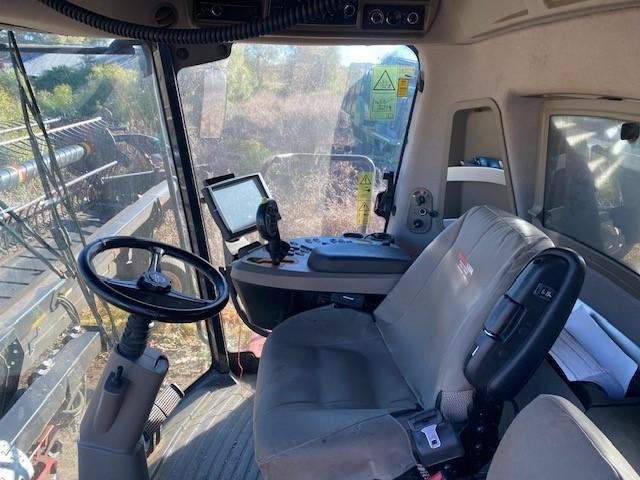 2016 CASE IH 7140 Axial Flow Combine Harvester red