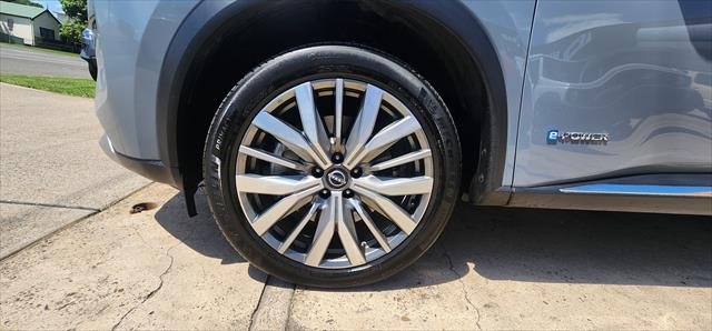 2024 NISSAN T33 TI-L X-TRAIL 4WD Ti-L e-POWER MY24 CERAMIC GREY / BLACK ROOF