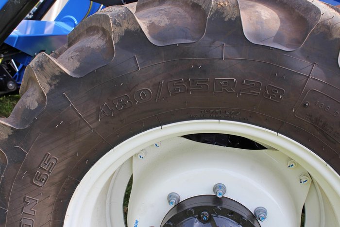 New Holland T6020 Plus Cab Tractor