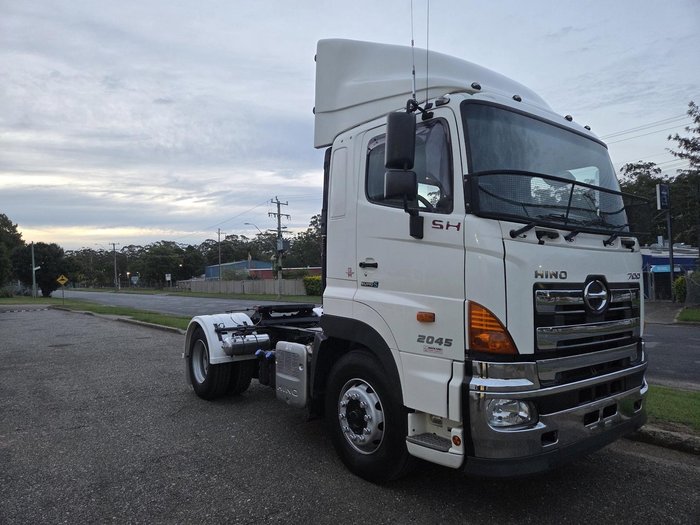 2016 Hino 700 Series