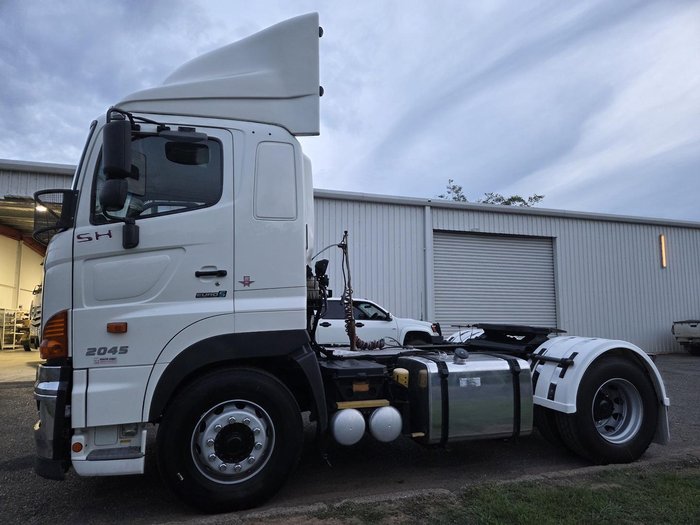 2016 Hino 700 Series SH2045