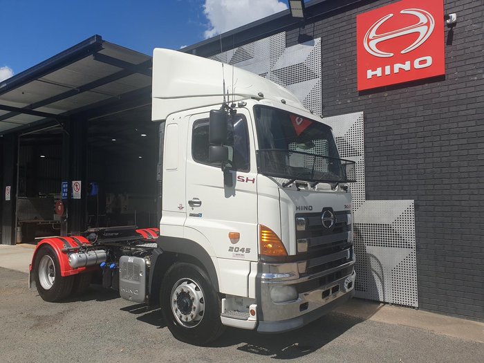 2016 Hino 700 Series