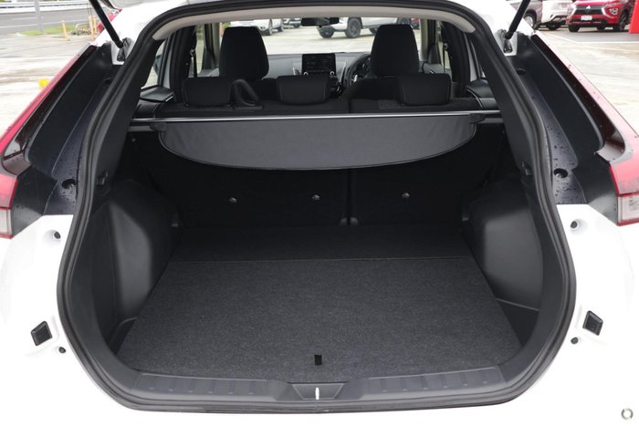 2024 Mitsubishi Eclipse Cross PHEV ES