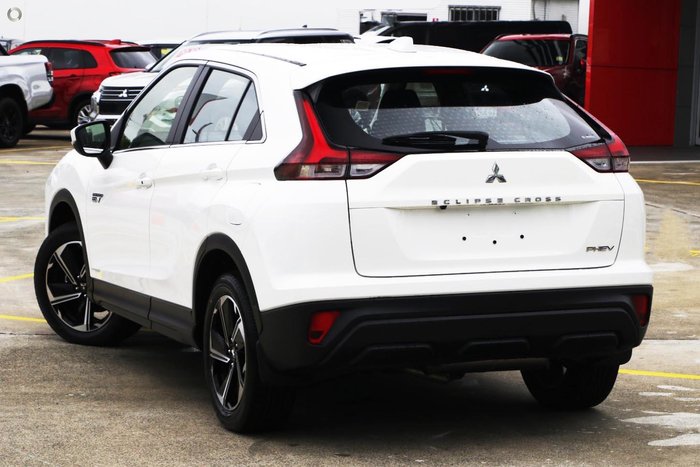 2024 Mitsubishi Eclipse Cross PHEV ES