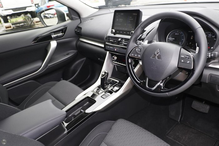 2024 Mitsubishi Eclipse Cross PHEV ES