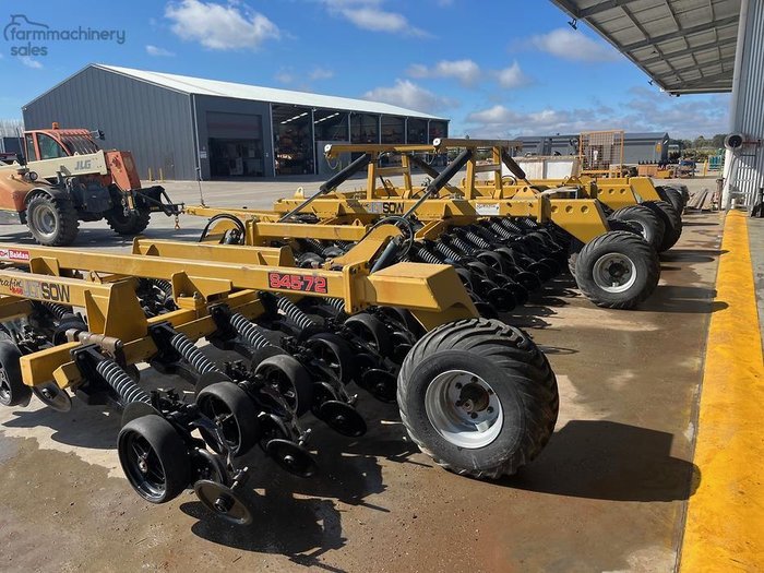 2014 SERAFIN ULTISOW S45 60 SINGLE DISC SEEDER USED YELLOW