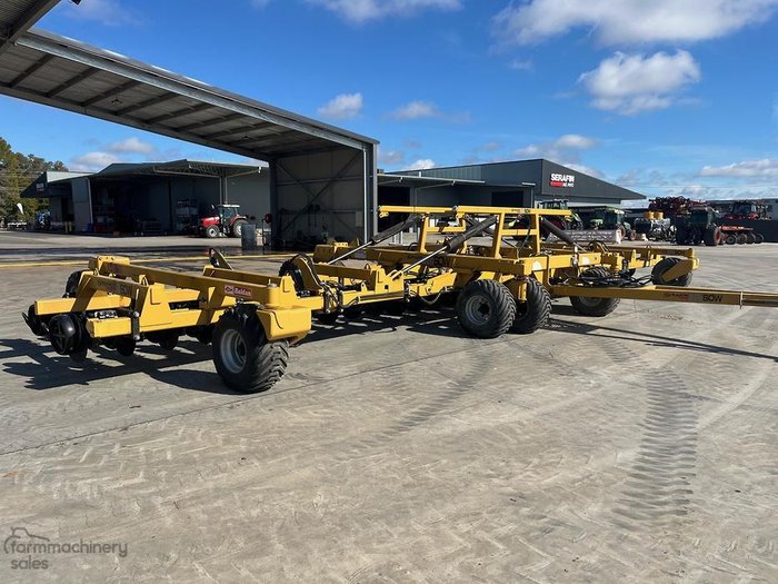 2014 SERAFIN ULTISOW S45 60 SINGLE DISC SEEDER USED YELLOW