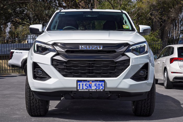 2024 Isuzu D-MAX LS-M
