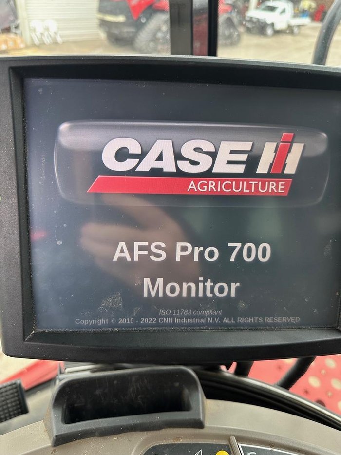 2020 CASE IH 8250 Combine Suspended Tracks
