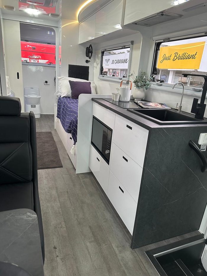 2024 JB Caravans Iveco Jb Touring 7.9 Single Beds