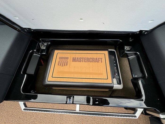 2024 MasterCraft X22