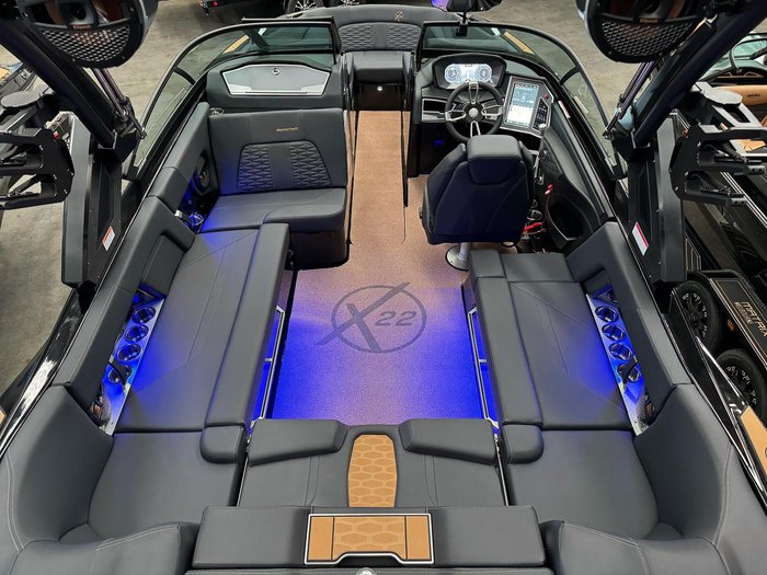 2024 MasterCraft X22