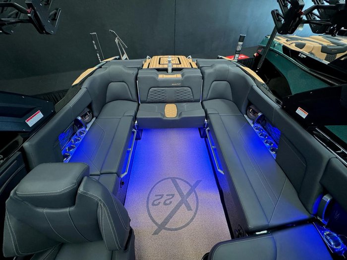 2024 MasterCraft X22