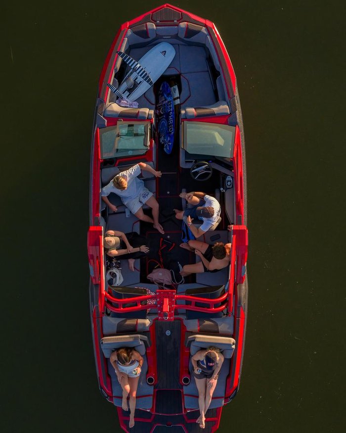 2027 MasterCraft X22
