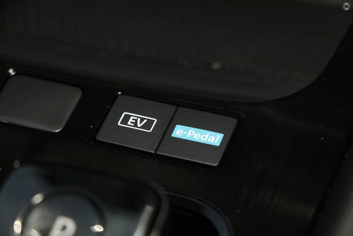 2023 Nissan X-TRAIL ST-L e-POWER