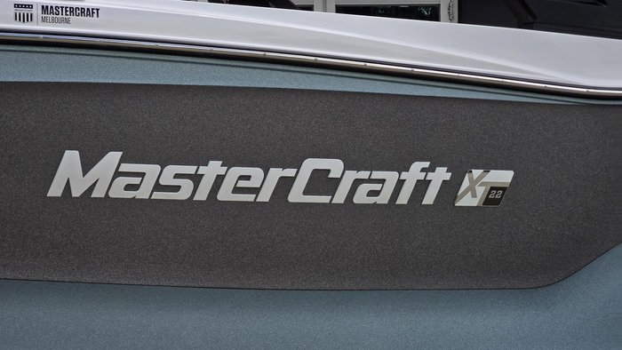 2023 MasterCraft XT22