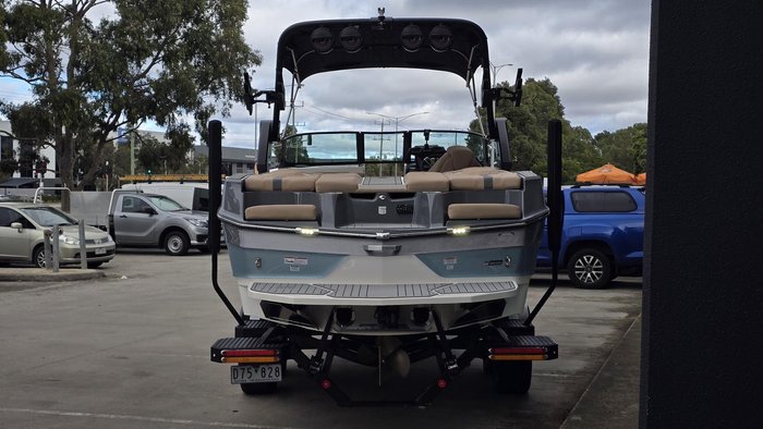 2023 MasterCraft XT22