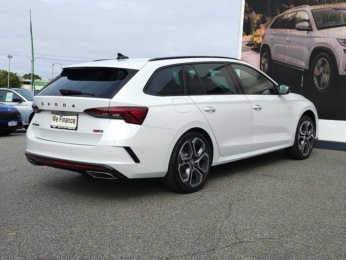 2024 SKODA Octavia RS NX MY24 Moon White