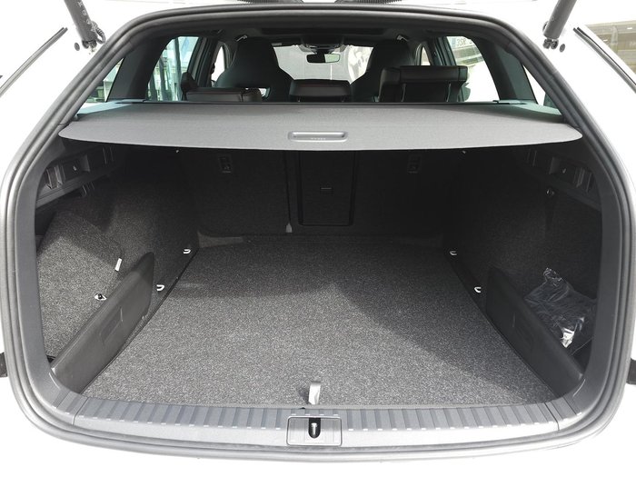 2024 SKODA Octavia RS NX MY24 Moon White