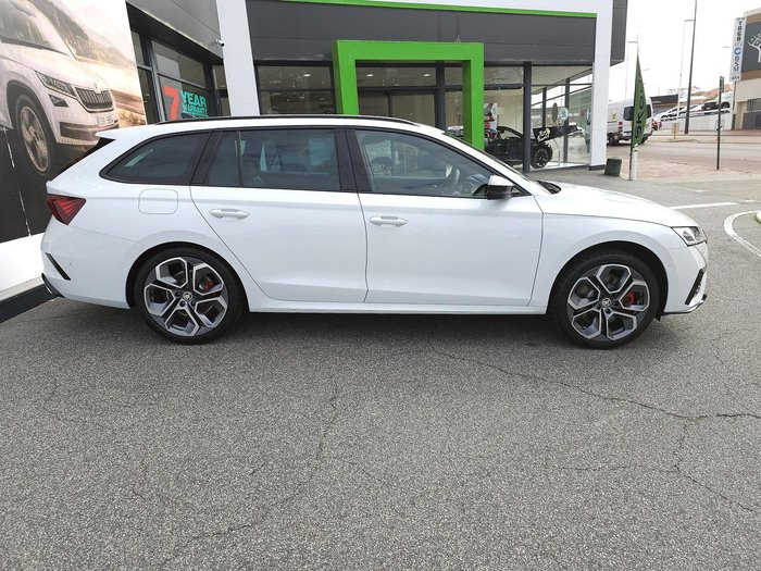 2024 SKODA Octavia RS NX MY24 Moon White