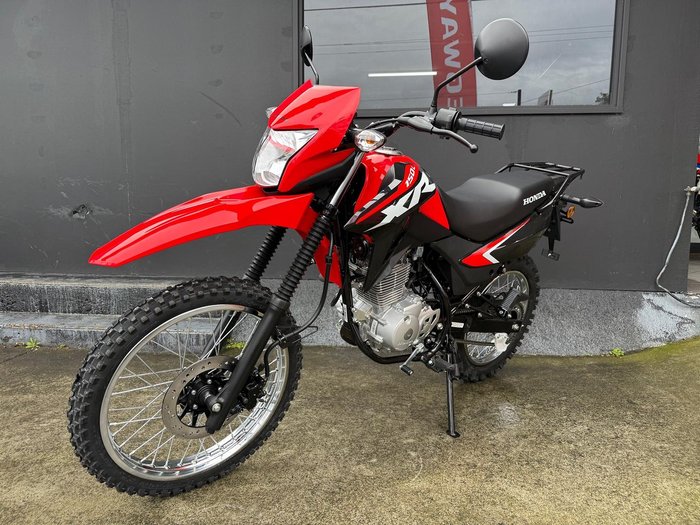 2025 Honda XR150L AG Red