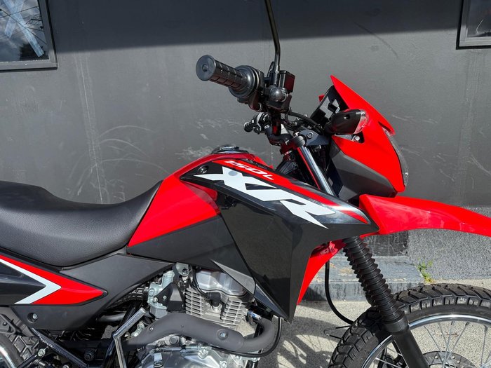 2025 Honda XR150L AG Red