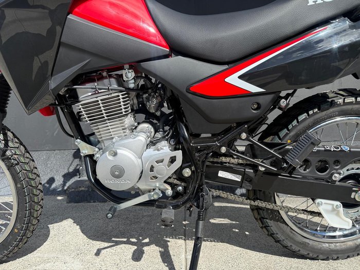 2025 Honda XR150L AG Red