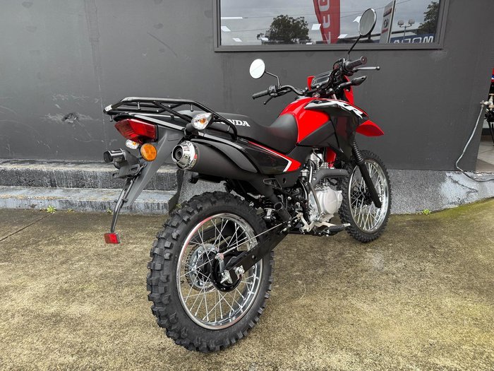 2025 Honda XR150L AG Red