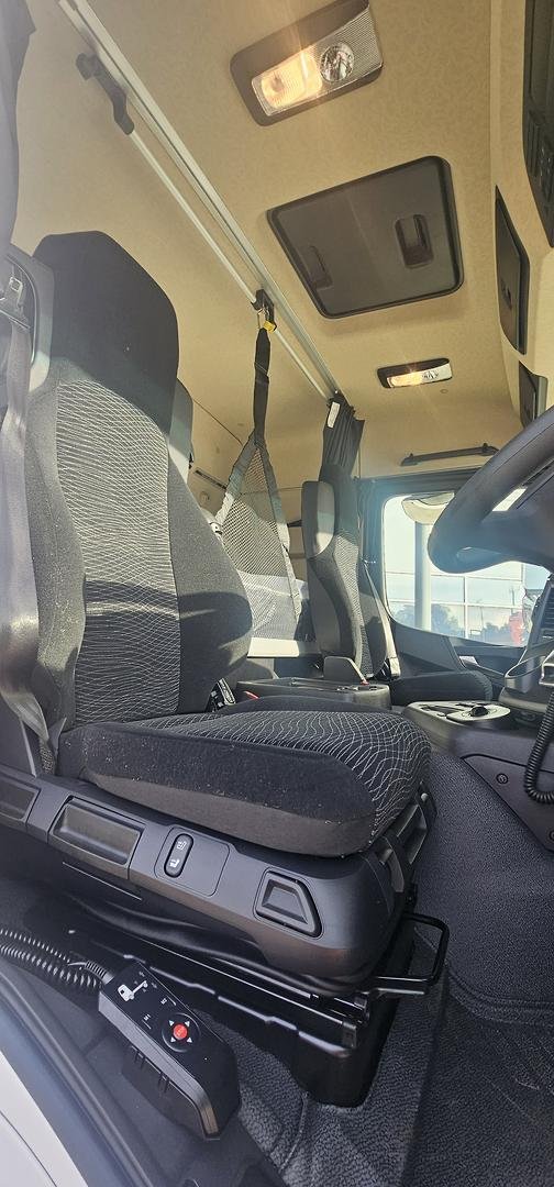 2026 Mercedes-Benz Actros 2646