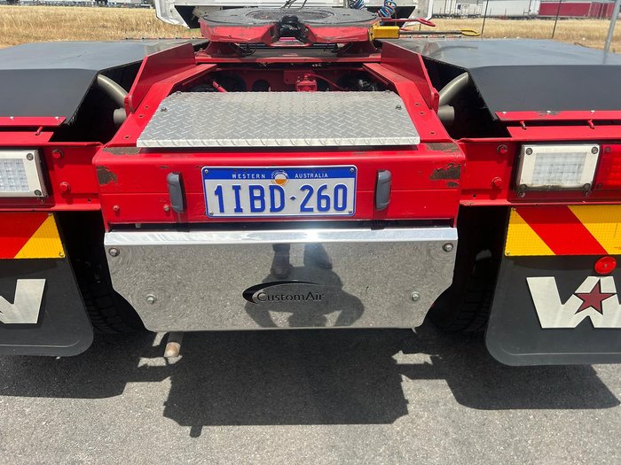 2021 Western Star 4900 Series 4900FXC White