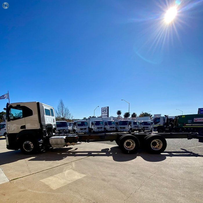 2024 Iveco S-Way AT230
