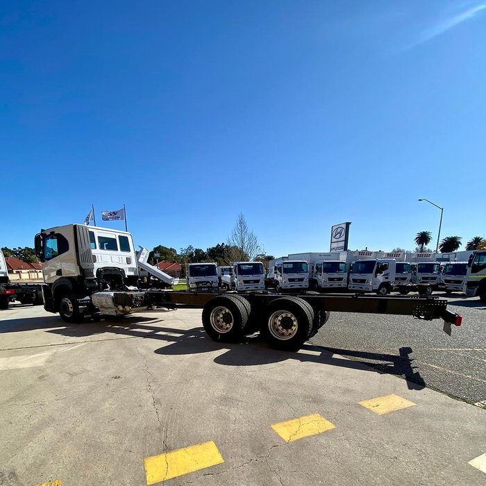 2024 Iveco S-Way AT230