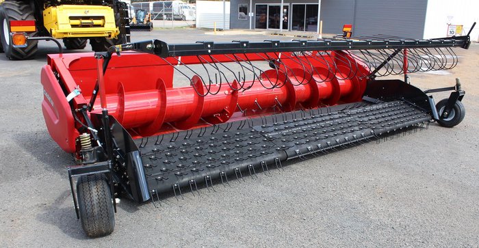 CASE IH 3016 Windrow 15Ft Pick Up Front