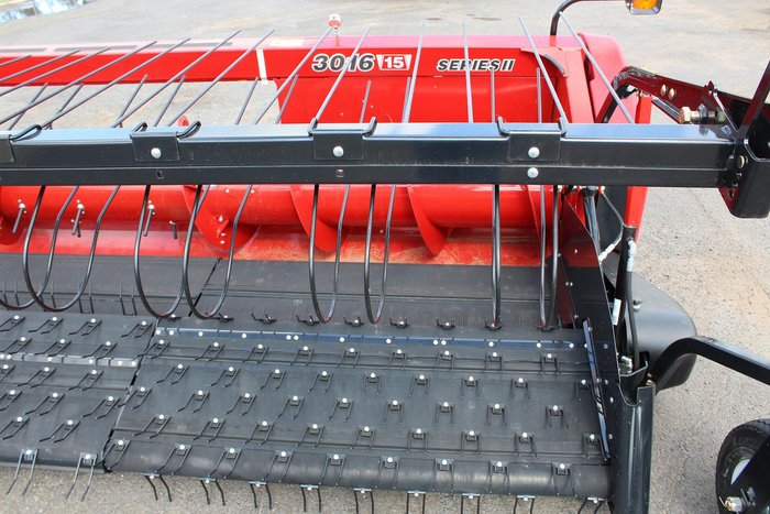 CASE IH 3016 Windrow 15Ft Pick Up Front
