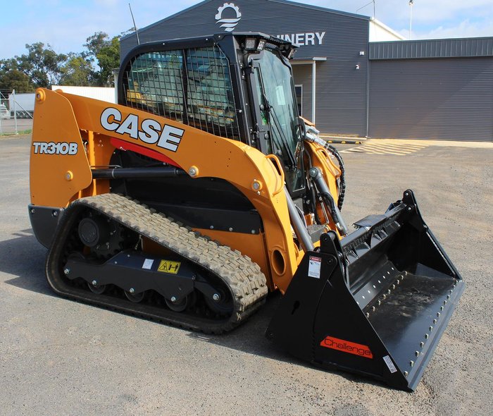 0 Case CE Tr310 Compact Track Loader