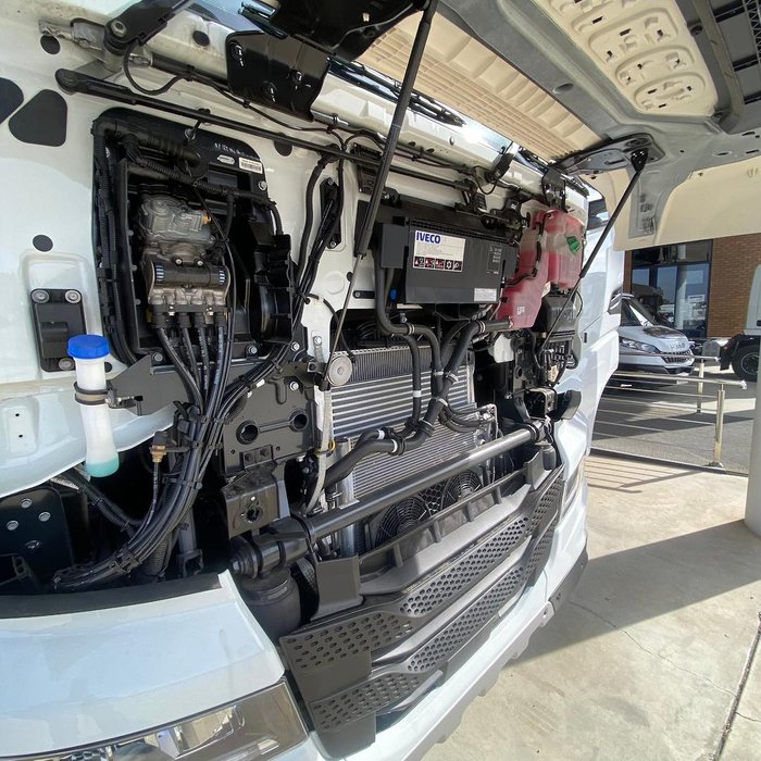 2024 Iveco S-Way AS700