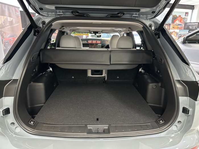 2026 Mitsubishi Outlander Exceed