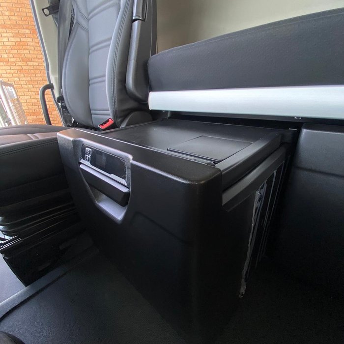 2024 Iveco S-Way AS700