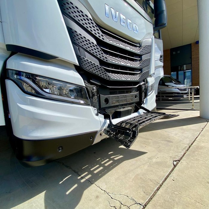 2024 Iveco S-Way AS700