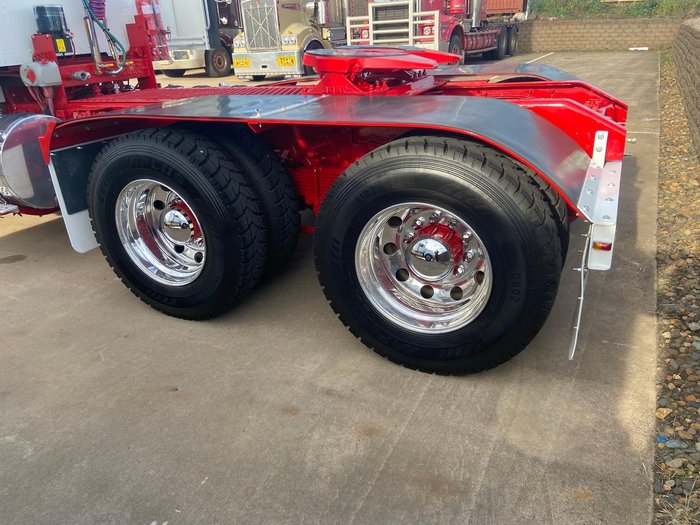 2018 Kenworth T659 White