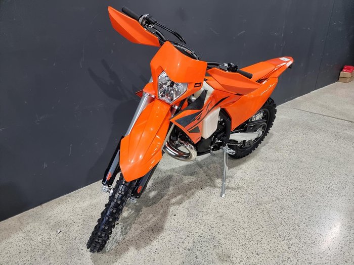 2025 KTM 250 EXC TBI EXC TBI Orange