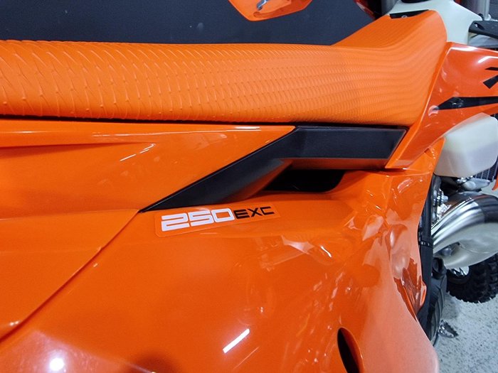 2025 KTM 250 EXC TBI EXC TBI Orange
