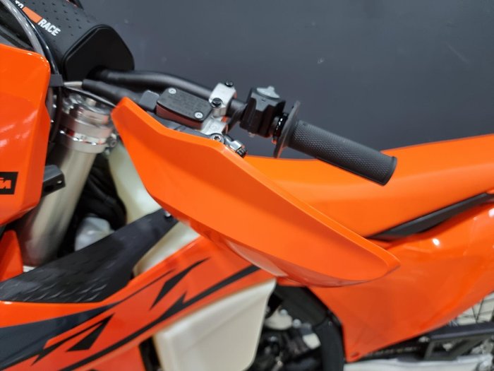 2025 KTM 250 EXC-F EXC-F Orange