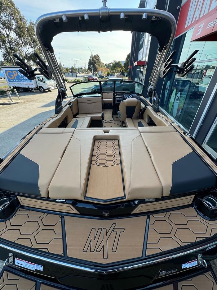 2025 MasterCraft NXT20